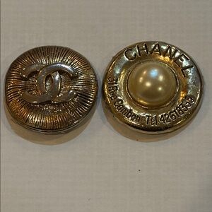 CHANEL CC Gold Vintage ONE Earring of 2 designs